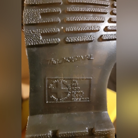 Dr. Martens AirWair boots - Picture 6 of 8